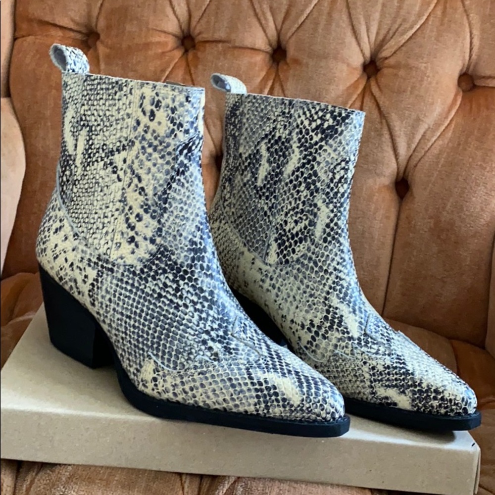 Matisse Avery snake skin boots